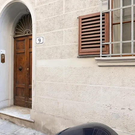 Santo Spirito Living Apartment Florence