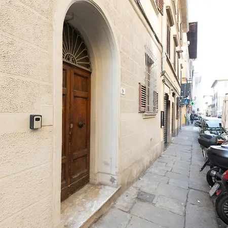 Apartment Santo Spirito Living Florence